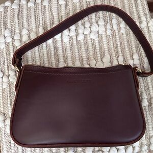Portland Leather shoulder bag